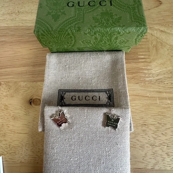 Gucci .925 🦋 Stud Earrings